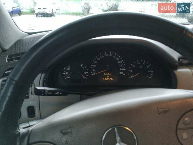 Сірий Мерседес Е-Клас, об'ємом двигуна 2 л та пробігом 442 тис. км за 3200 $, фото 16 на Automoto.ua