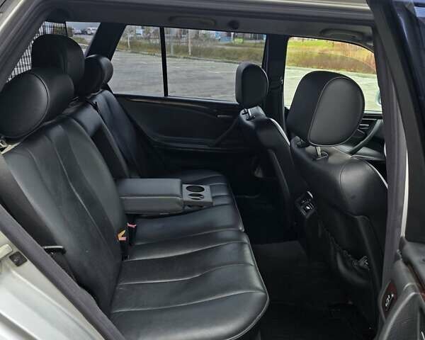 Сірий Мерседес Е-Клас, об'ємом двигуна 3.2 л та пробігом 300 тис. км за 2999 $, фото 11 на Automoto.ua