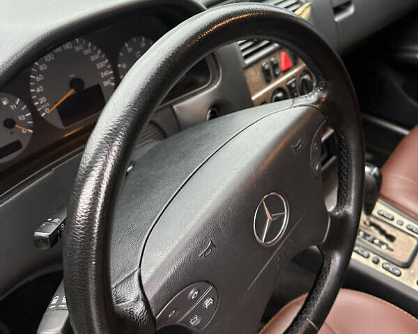 Серый Мерседес Е-Класс, объемом двигателя 2.69 л и пробегом 338 тыс. км за 3800 $, фото 17 на Automoto.ua