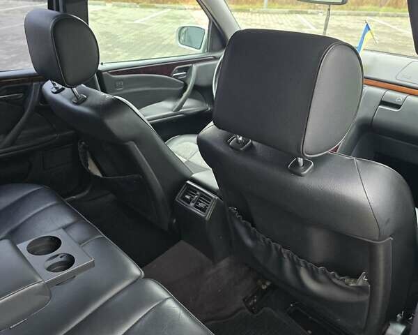 Сірий Мерседес Е-Клас, об'ємом двигуна 3.2 л та пробігом 300 тис. км за 2999 $, фото 12 на Automoto.ua