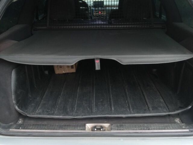 Серый Мерседес Е-Класс, объемом двигателя 2.2 л и пробегом 1 тыс. км за 4100 $, фото 12 на Automoto.ua