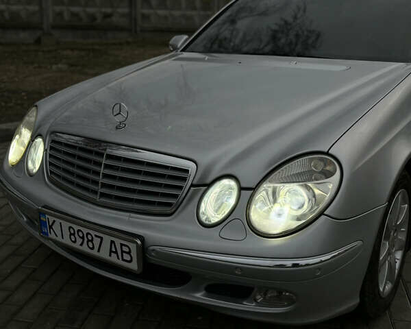 Сірий Мерседес Е-Клас, об'ємом двигуна 2.15 л та пробігом 357 тис. км за 6800 $, фото 11 на Automoto.ua