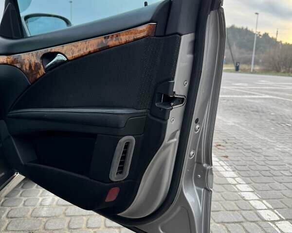 Серый Мерседес Е-Класс, объемом двигателя 2.7 л и пробегом 400 тыс. км за 6500 $, фото 15 на Automoto.ua