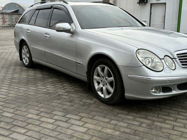 Серый Мерседес Е-Класс, объемом двигателя 2.1 л и пробегом 338 тыс. км за 6900 $, фото 9 на Automoto.ua