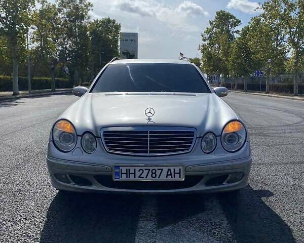 Серый Мерседес Е-Класс, объемом двигателя 3.22 л и пробегом 325 тыс. км за 6400 $, фото 11 на Automoto.ua