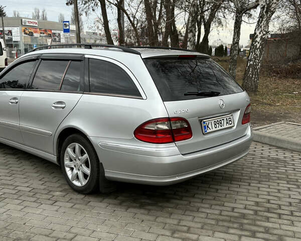 Сірий Мерседес Е-Клас, об'ємом двигуна 2.2 л та пробігом 335 тис. км за 6900 $, фото 5 на Automoto.ua