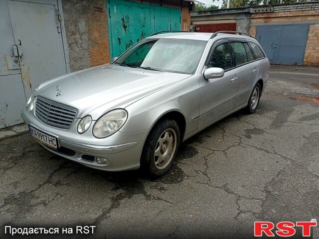 Серый Мерседес Е-Класс, объемом двигателя 2.1 л и пробегом 390 тыс. км за 4400 $, фото 1 на Automoto.ua