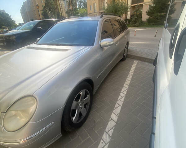 Сірий Мерседес Е-Клас, об'ємом двигуна 2.6 л та пробігом 319 тис. км за 6200 $, фото 2 на Automoto.ua