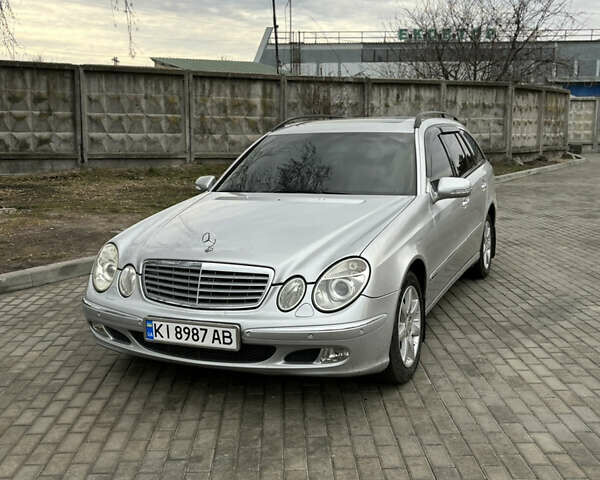 Сірий Мерседес Е-Клас, об'ємом двигуна 2.15 л та пробігом 357 тис. км за 6800 $, фото 1 на Automoto.ua