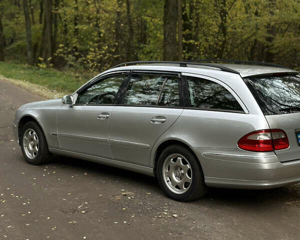 Мерседес Е-Класс 2003 в Киеве на Automoto.ua Серый Мерседес Е-Класс, объемом двигателя 2.2 л и пробегом 380 тыс. км за 5300 $, фото 7 на Automoto.ua