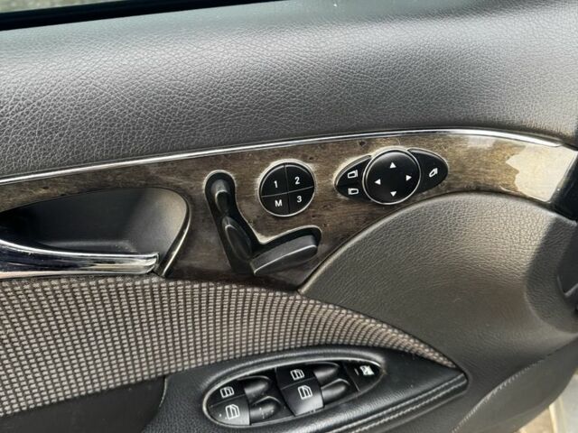 Сірий Мерседес Е-Клас, об'ємом двигуна 2.2 л та пробігом 405 тис. км за 3200 $, фото 8 на Automoto.ua