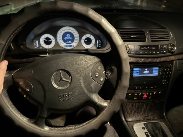 Сірий Мерседес Е-Клас, об'ємом двигуна 2.2 л та пробігом 405 тис. км за 3200 $, фото 15 на Automoto.ua