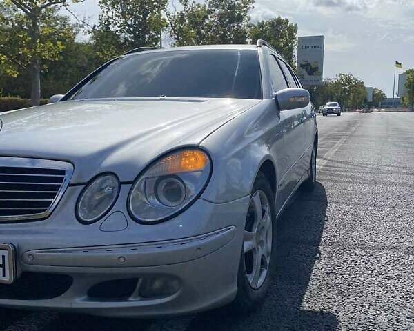 Серый Мерседес Е-Класс, объемом двигателя 3.22 л и пробегом 325 тыс. км за 6400 $, фото 8 на Automoto.ua