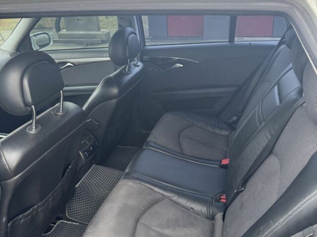 Сірий Мерседес Е-Клас, об'ємом двигуна 2.2 л та пробігом 405 тис. км за 3200 $, фото 6 на Automoto.ua