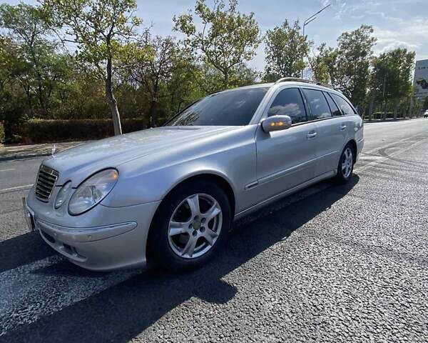 Серый Мерседес Е-Класс, объемом двигателя 3.22 л и пробегом 325 тыс. км за 6400 $, фото 6 на Automoto.ua