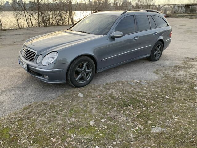 Серый Мерседес Е-Класс, объемом двигателя 3.2 л и пробегом 385 тыс. км за 4300 $, фото 2 на Automoto.ua