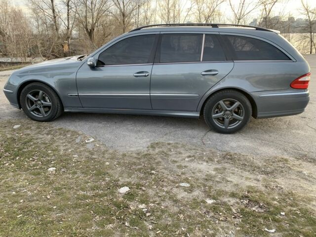 Серый Мерседес Е-Класс, объемом двигателя 3.2 л и пробегом 385 тыс. км за 4300 $, фото 3 на Automoto.ua