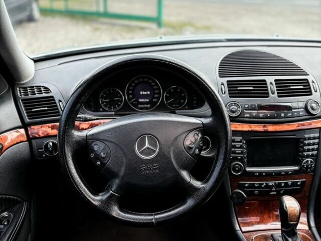 Сірий Мерседес Е-Клас, об'ємом двигуна 2.7 л та пробігом 440 тис. км за 4990 $, фото 6 на Automoto.ua