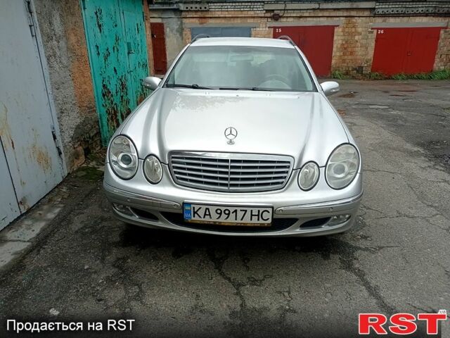 Серый Мерседес Е-Класс, объемом двигателя 2.1 л и пробегом 390 тыс. км за 4400 $, фото 2 на Automoto.ua