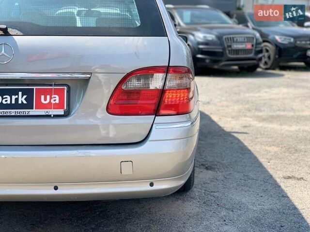 Серый Мерседес Е-Класс, объемом двигателя 2.1 л и пробегом 367 тыс. км за 5790 $, фото 11 на Automoto.ua