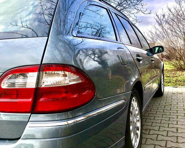 Серый Мерседес Е-Класс, объемом двигателя 1.8 л и пробегом 160 тыс. км за 7000 $, фото 4 на Automoto.ua