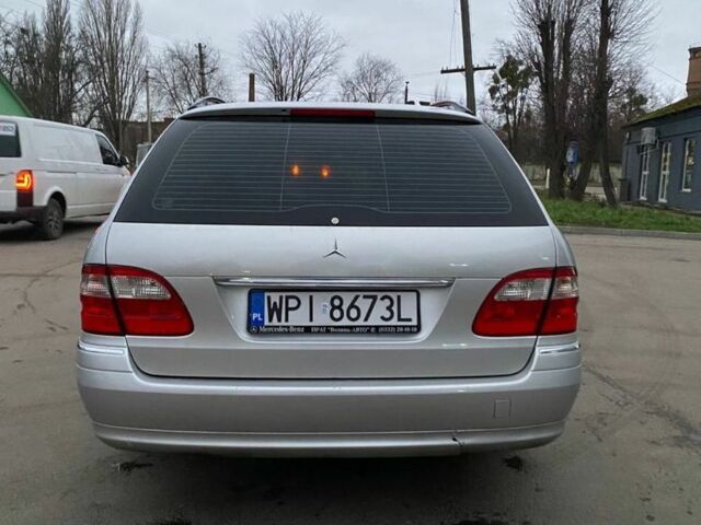 Сірий Мерседес Е-Клас, об'ємом двигуна 0 л та пробігом 450 тис. км за 3300 $, фото 4 на Automoto.ua