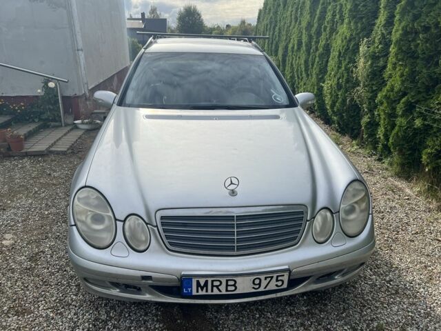 Серый Мерседес Е-Класс, объемом двигателя 0 л и пробегом 506 тыс. км за 2048 $, фото 1 на Automoto.ua