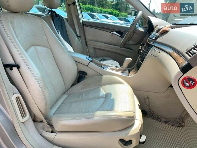 Серый Мерседес Е-Класс, объемом двигателя 2.1 л и пробегом 367 тыс. км за 5790 $, фото 38 на Automoto.ua