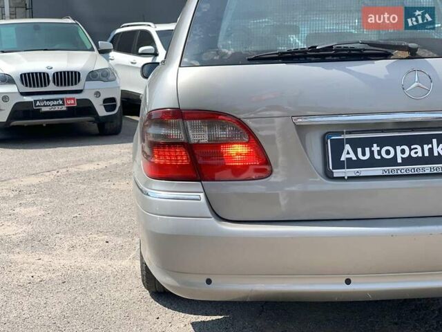 Серый Мерседес Е-Класс, объемом двигателя 2.1 л и пробегом 367 тыс. км за 5790 $, фото 12 на Automoto.ua