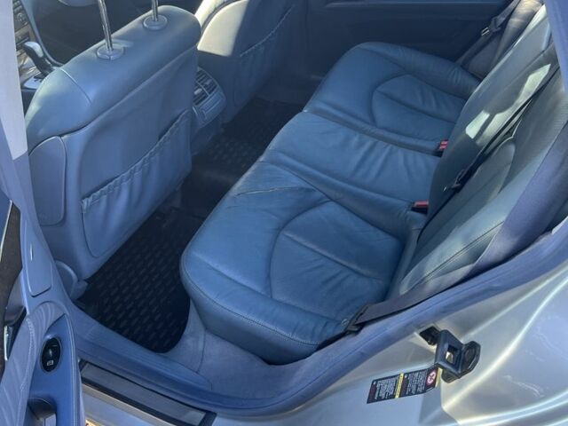 Сірий Мерседес Е-Клас, об'ємом двигуна 3.2 л та пробігом 440 тис. км за 3900 $, фото 4 на Automoto.ua