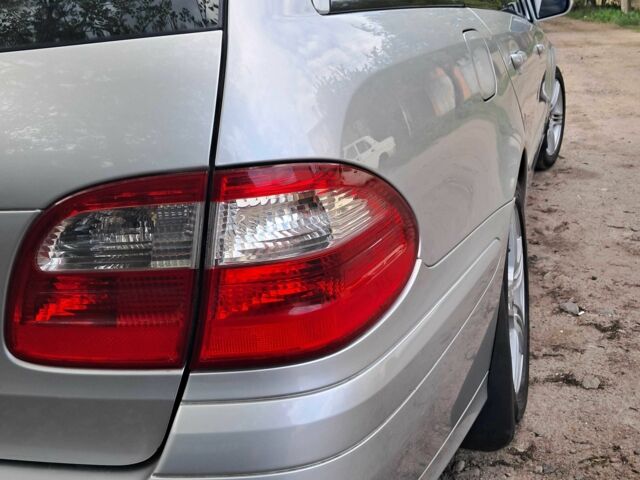 Серый Мерседес Е-Класс, объемом двигателя 2.1 л и пробегом 285 тыс. км за 6770 $, фото 3 на Automoto.ua