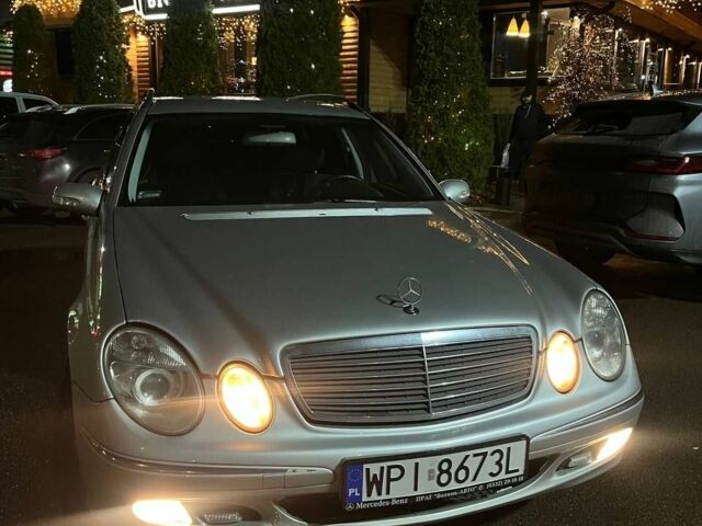 Серый Мерседес Е-Класс, объемом двигателя 2.2 л и пробегом 420 тыс. км за 3500 $, фото 6 на Automoto.ua