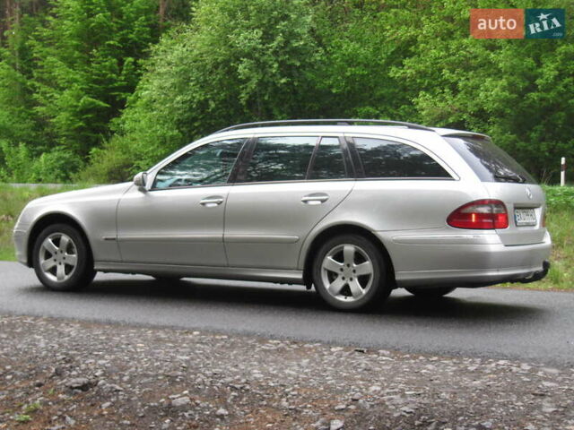 Сірий Мерседес Е-Клас, об'ємом двигуна 2.15 л та пробігом 250 тис. км за 4999 $, фото 17 на Automoto.ua