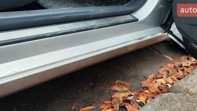 Серый Мерседес Е-Класс, объемом двигателя 2.15 л и пробегом 302 тыс. км за 6600 $, фото 13 на Automoto.ua