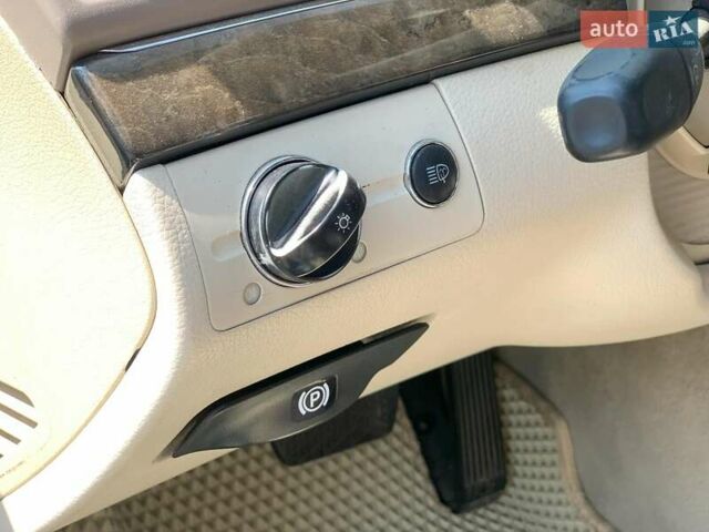 Серый Мерседес Е-Класс, объемом двигателя 2.1 л и пробегом 367 тыс. км за 5790 $, фото 22 на Automoto.ua