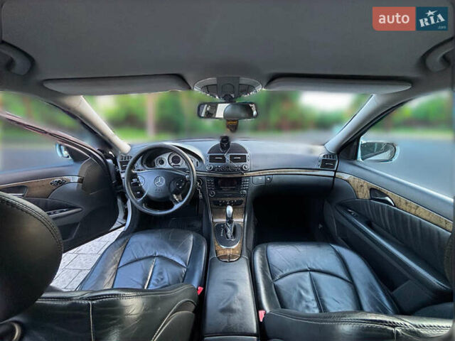 Сірий Мерседес Е-Клас, об'ємом двигуна 2.69 л та пробігом 433 тис. км за 7600 $, фото 3 на Automoto.ua