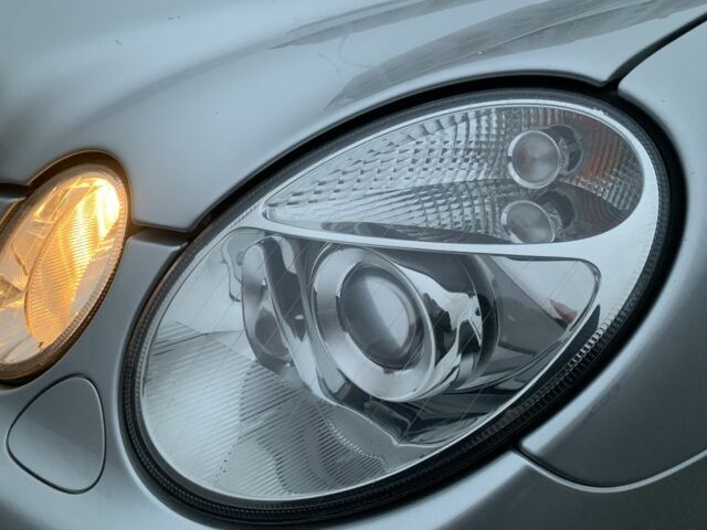 Сірий Мерседес Е-Клас, об'ємом двигуна 2 л та пробігом 240 тис. км за 7750 $, фото 4 на Automoto.ua