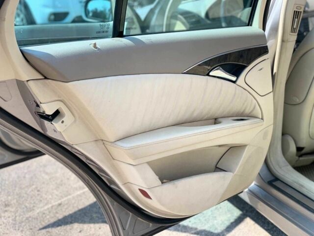 Сірий Мерседес Е-Клас, об'ємом двигуна 2.1 л та пробігом 367 тис. км за 5430 $, фото 18 на Automoto.ua