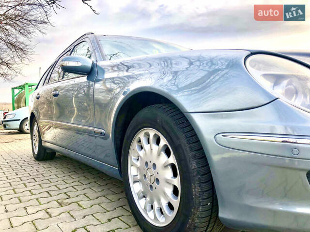 Серый Мерседес Е-Класс, объемом двигателя 1.8 л и пробегом 160 тыс. км за 7000 $, фото 3 на Automoto.ua