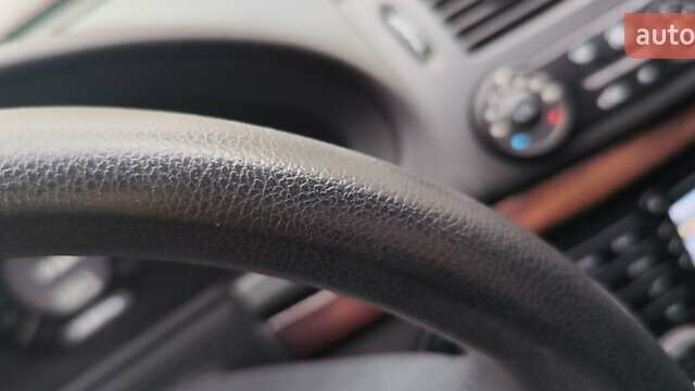 Серый Мерседес Е-Класс, объемом двигателя 2.15 л и пробегом 302 тыс. км за 6600 $, фото 25 на Automoto.ua