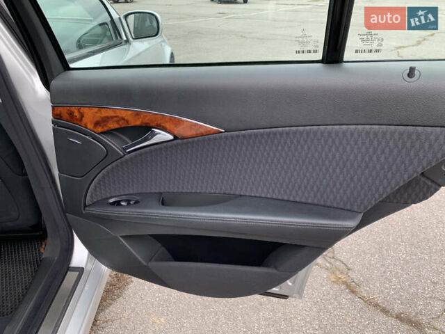 Сірий Мерседес Е-Клас, об'ємом двигуна 1.8 л та пробігом 240 тис. км за 7700 $, фото 20 на Automoto.ua