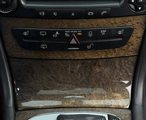 Серый Мерседес Е-Класс, объемом двигателя 3.22 л и пробегом 260 тыс. км за 8500 $, фото 11 на Automoto.ua