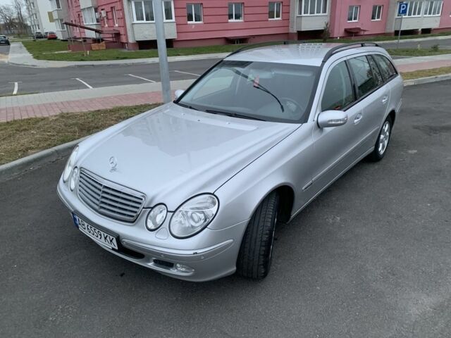 Сірий Мерседес Е-Клас, об'ємом двигуна 2 л та пробігом 240 тис. км за 7750 $, фото 2 на Automoto.ua