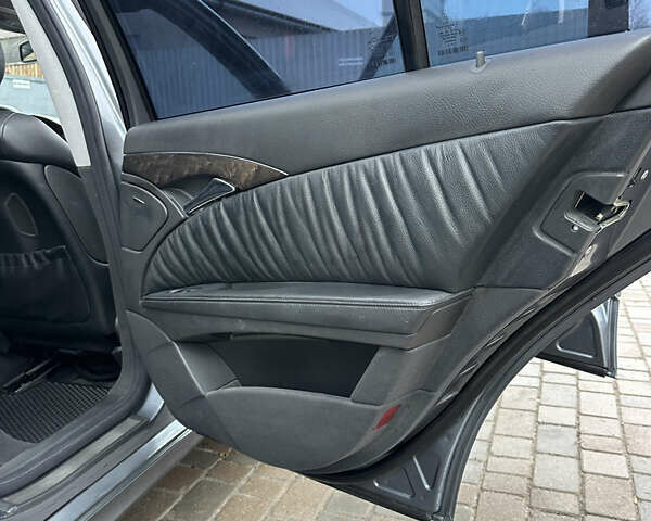 Серый Мерседес Е-Класс, объемом двигателя 3.22 л и пробегом 380 тыс. км за 5999 $, фото 15 на Automoto.ua