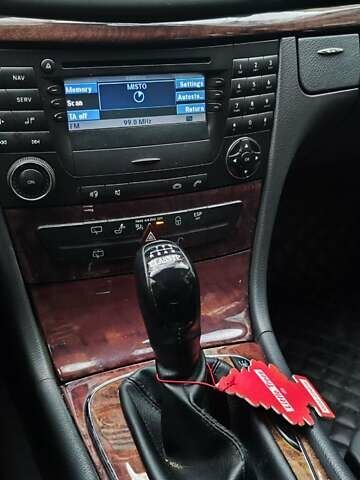 Серый Мерседес Е-Класс, объемом двигателя 2.15 л и пробегом 302 тыс. км за 6600 $, фото 23 на Automoto.ua