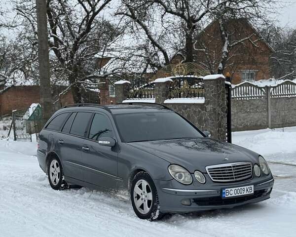 Сірий Мерседес Е-Клас, об'ємом двигуна 3.22 л та пробігом 450 тис. км за 6900 $, фото 17 на Automoto.ua