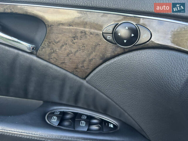 Серый Мерседес Е-Класс, объемом двигателя 2.69 л и пробегом 433 тыс. км за 7600 $, фото 12 на Automoto.ua