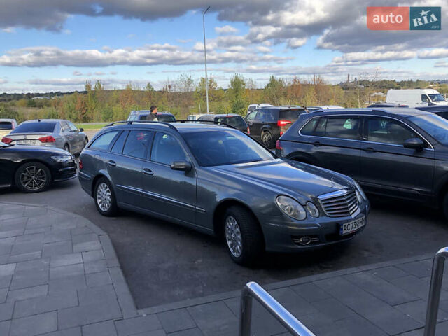 Серый Мерседес Е-Класс, объемом двигателя 1.8 л и пробегом 160 тыс. км за 7000 $, фото 27 на Automoto.ua