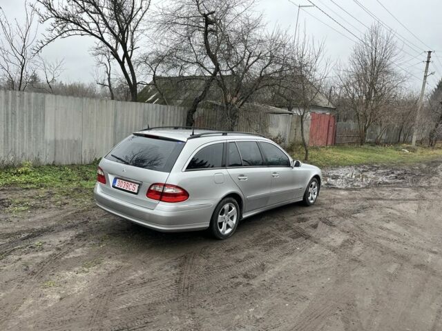 Серый Мерседес Е-Класс, объемом двигателя 3.2 л и пробегом 430 тыс. км за 4800 $, фото 2 на Automoto.ua