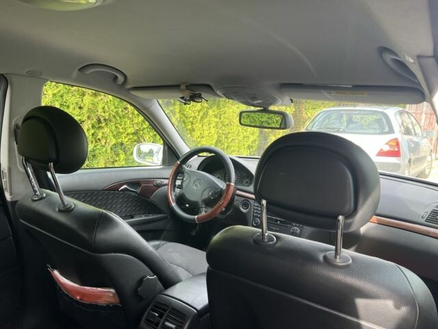 Серый Мерседес Е-Класс, объемом двигателя 0 л и пробегом 506 тыс. км за 2048 $, фото 5 на Automoto.ua